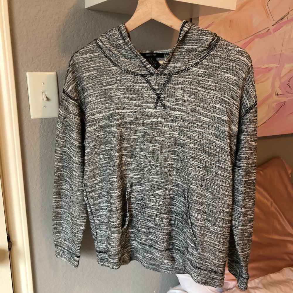 Thin sweatshirt